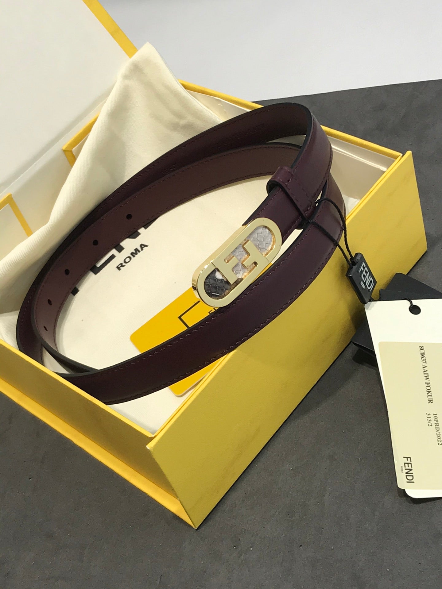 P1Q64F76 Popular  High quality belt With full package