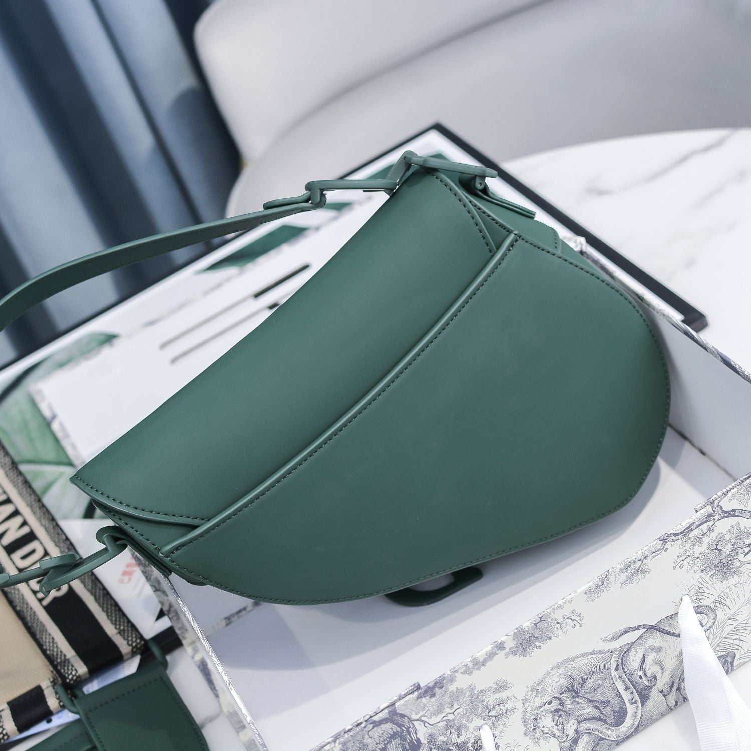 B5X111D10 Popular   leather bag 