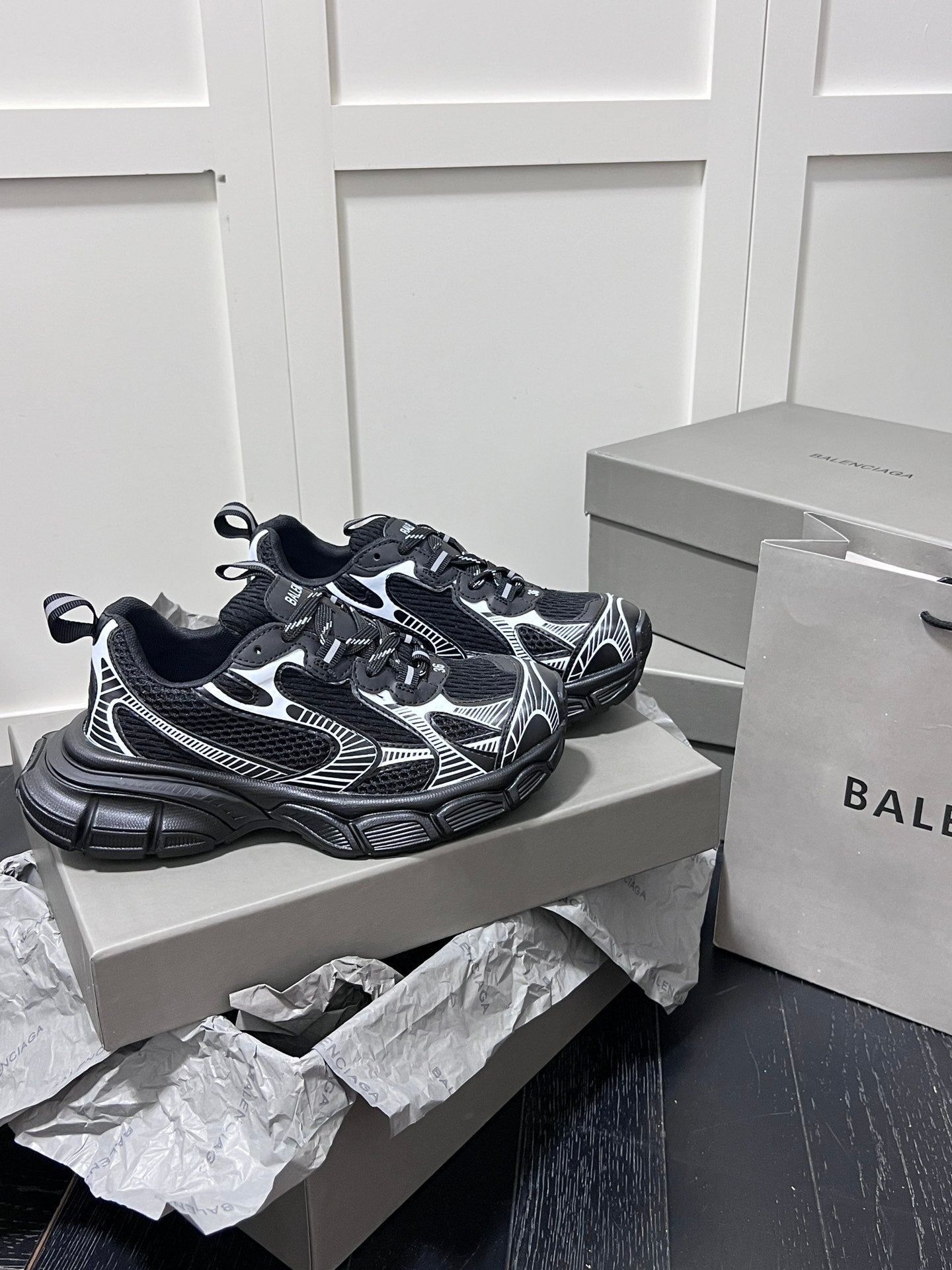 Z1Z54J116 Popular Casual shoes
