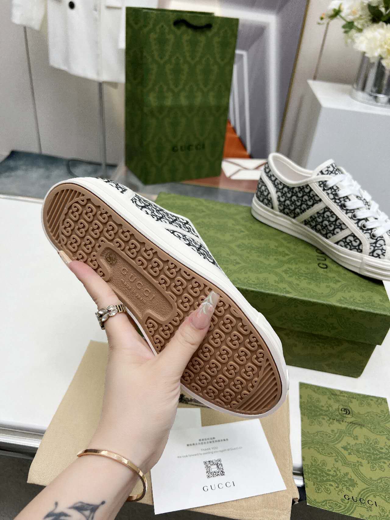 Z2Q105B238 Popular high-quality  Shoes