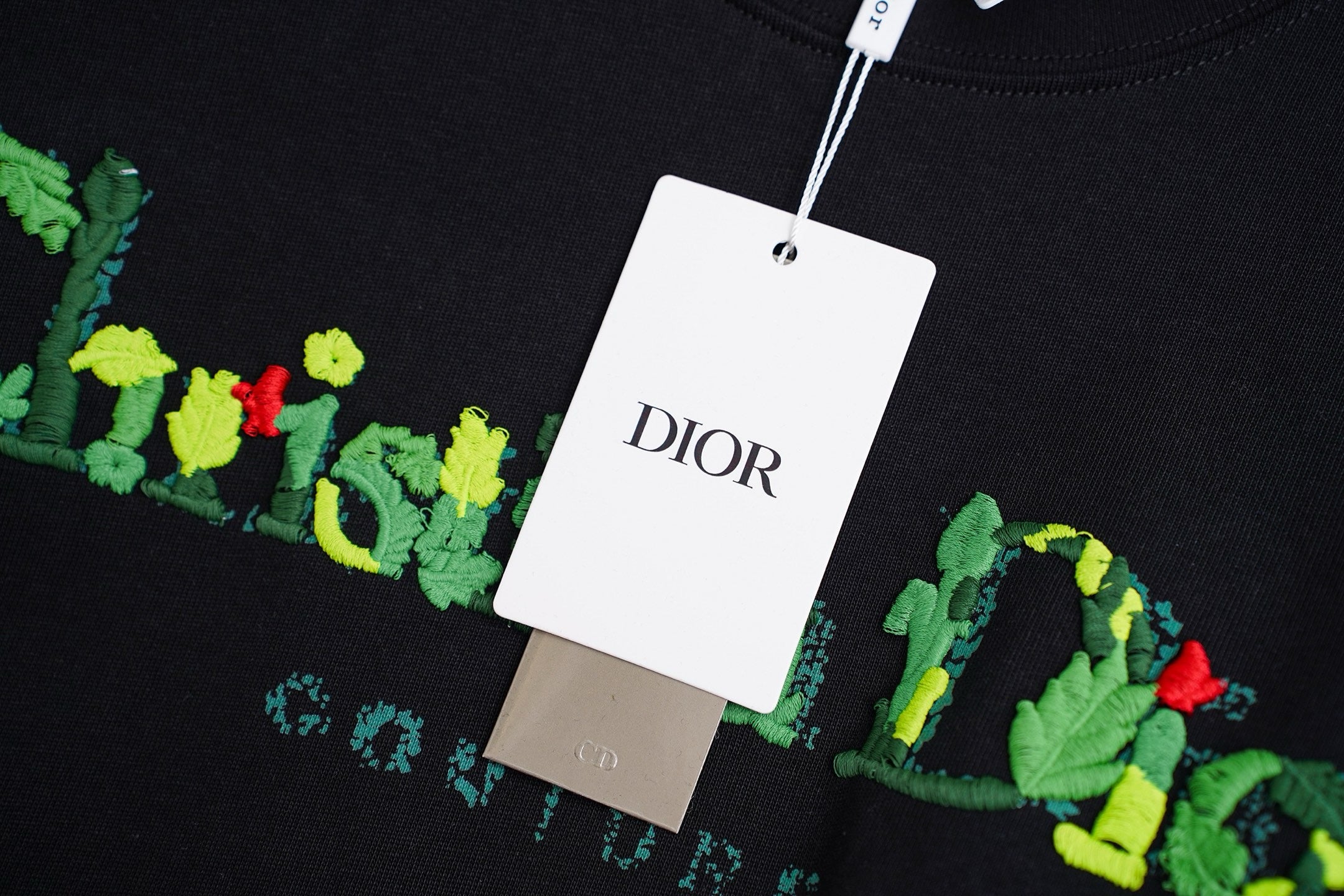 U1R76D16 Popular T-shirts
