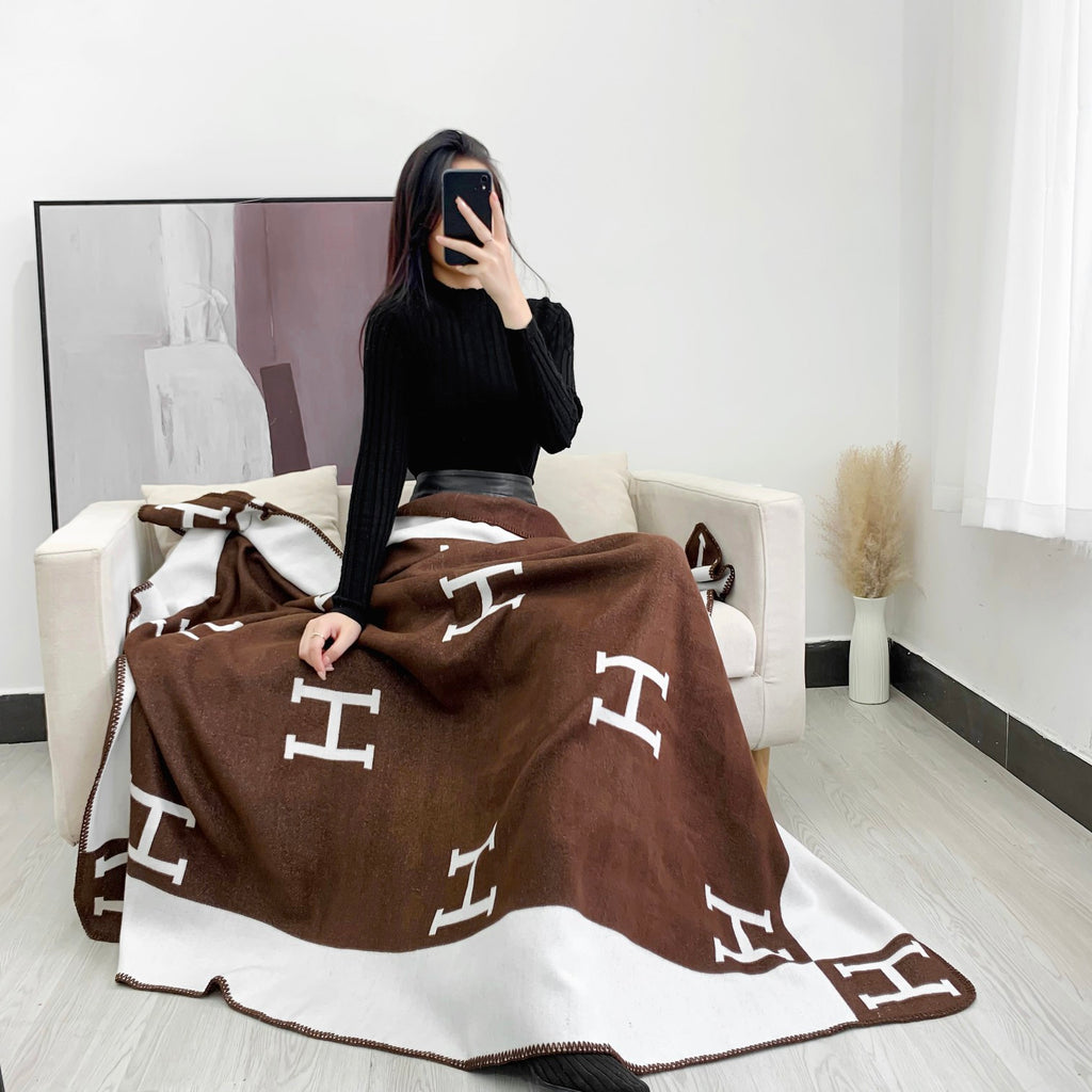 W1R86H28 Popular blanket