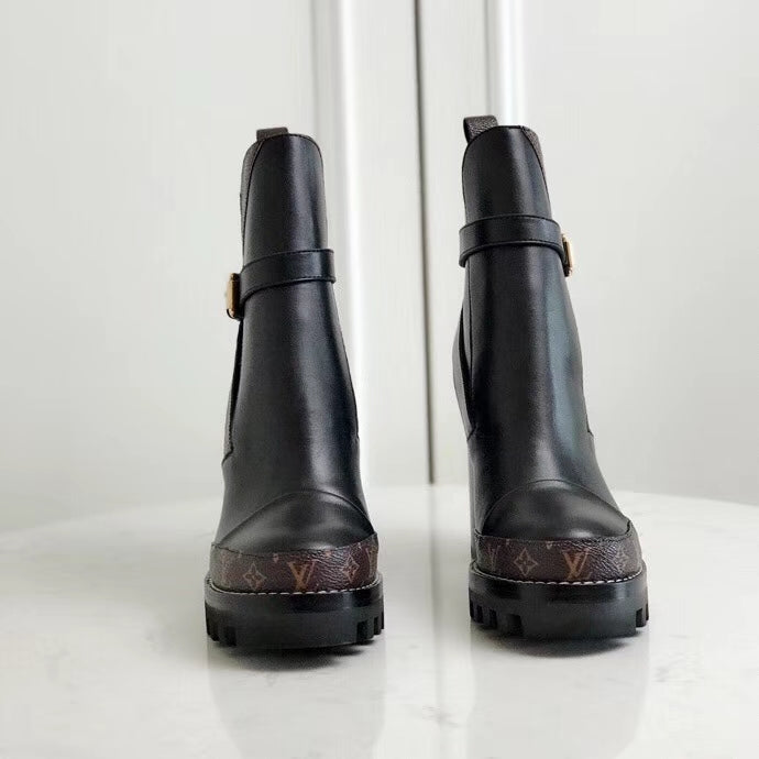 Z2E01 Popular high quality Boots
