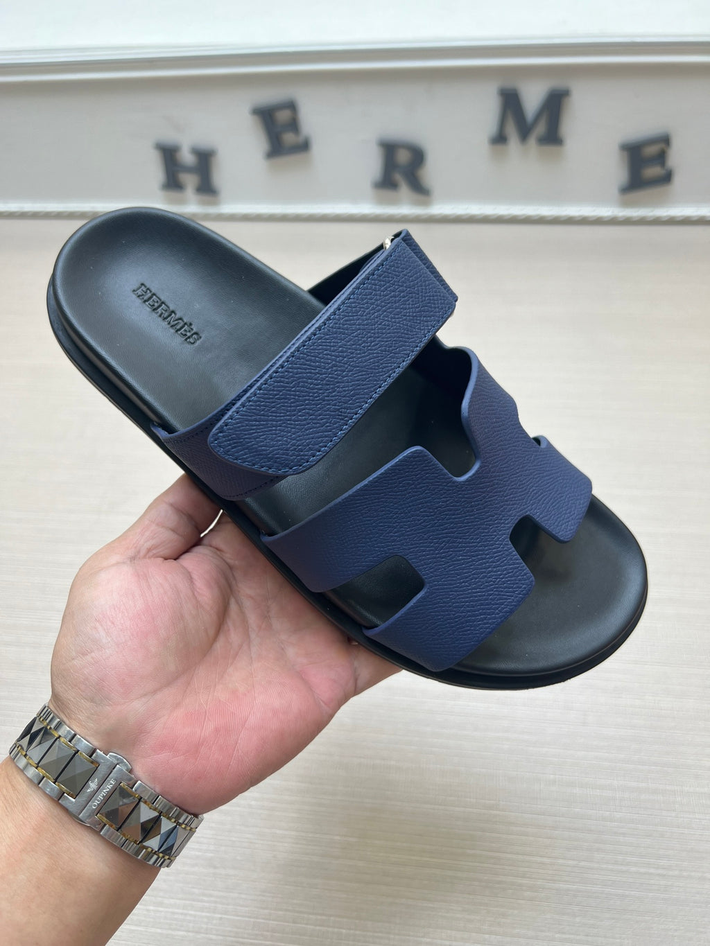 Z5R35H6  Popular Slippers shoes