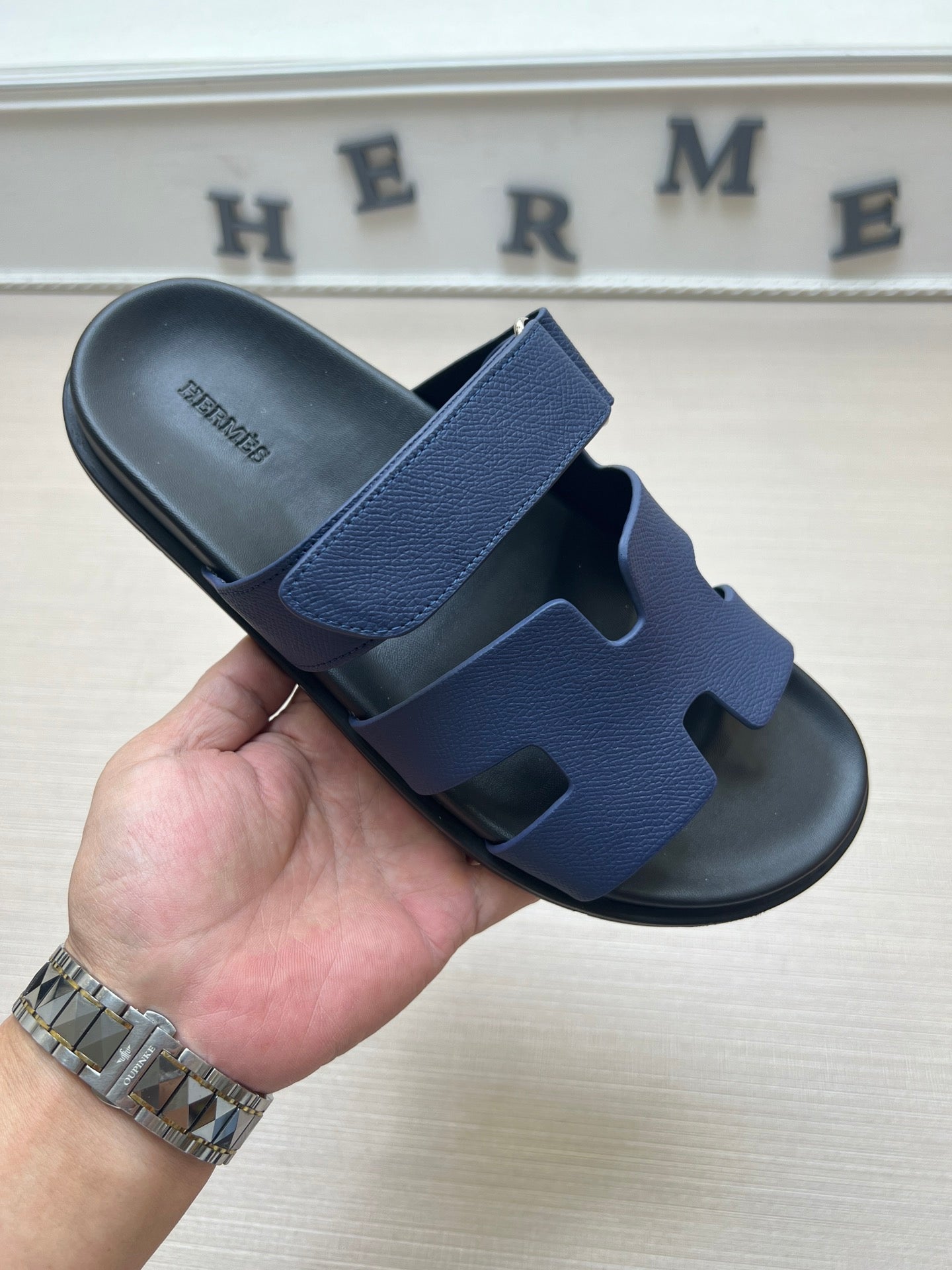 Z5R35H6  Popular Slippers shoes
