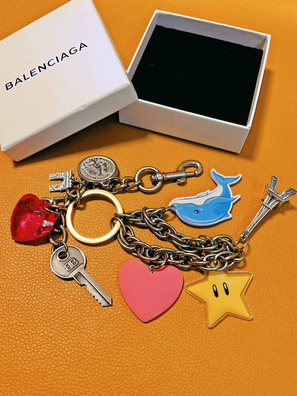 A1Z84J62  Popular Keychains