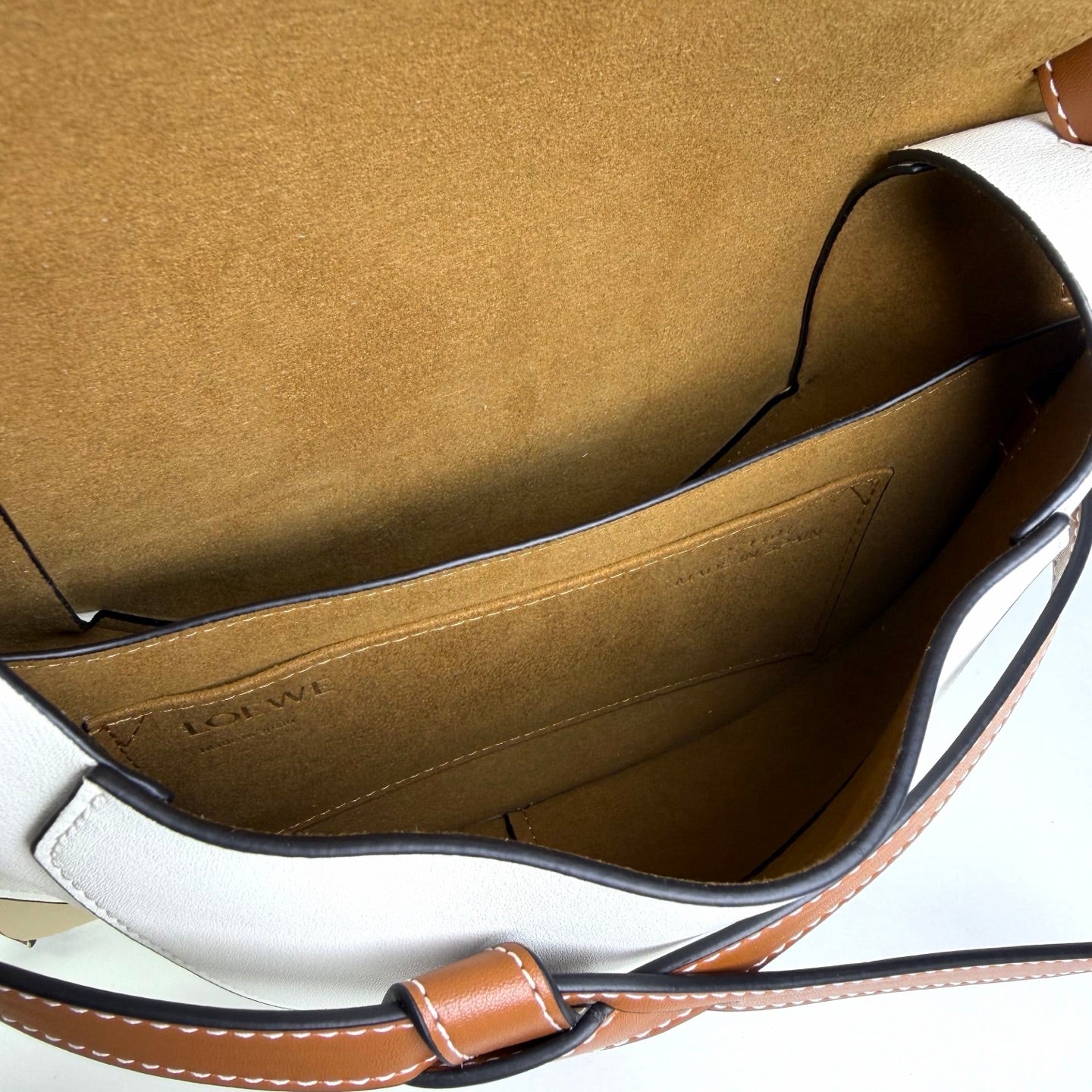B1R76A27 Popular  leather bag