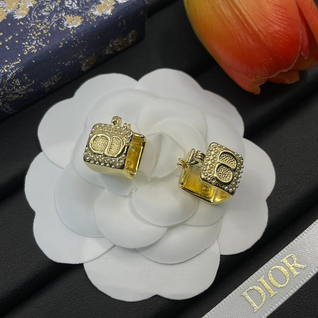 X1Z94D774E Popular  Earrings
