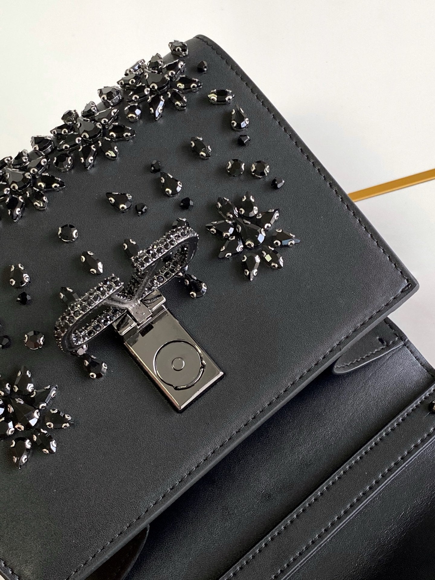 B1P36A73 Popular leather bag