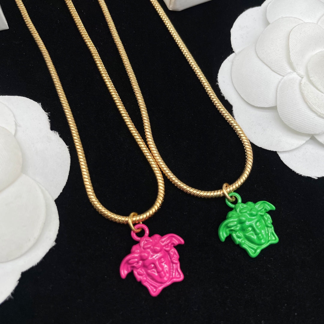 X1R75V64X Popular  Necklaces