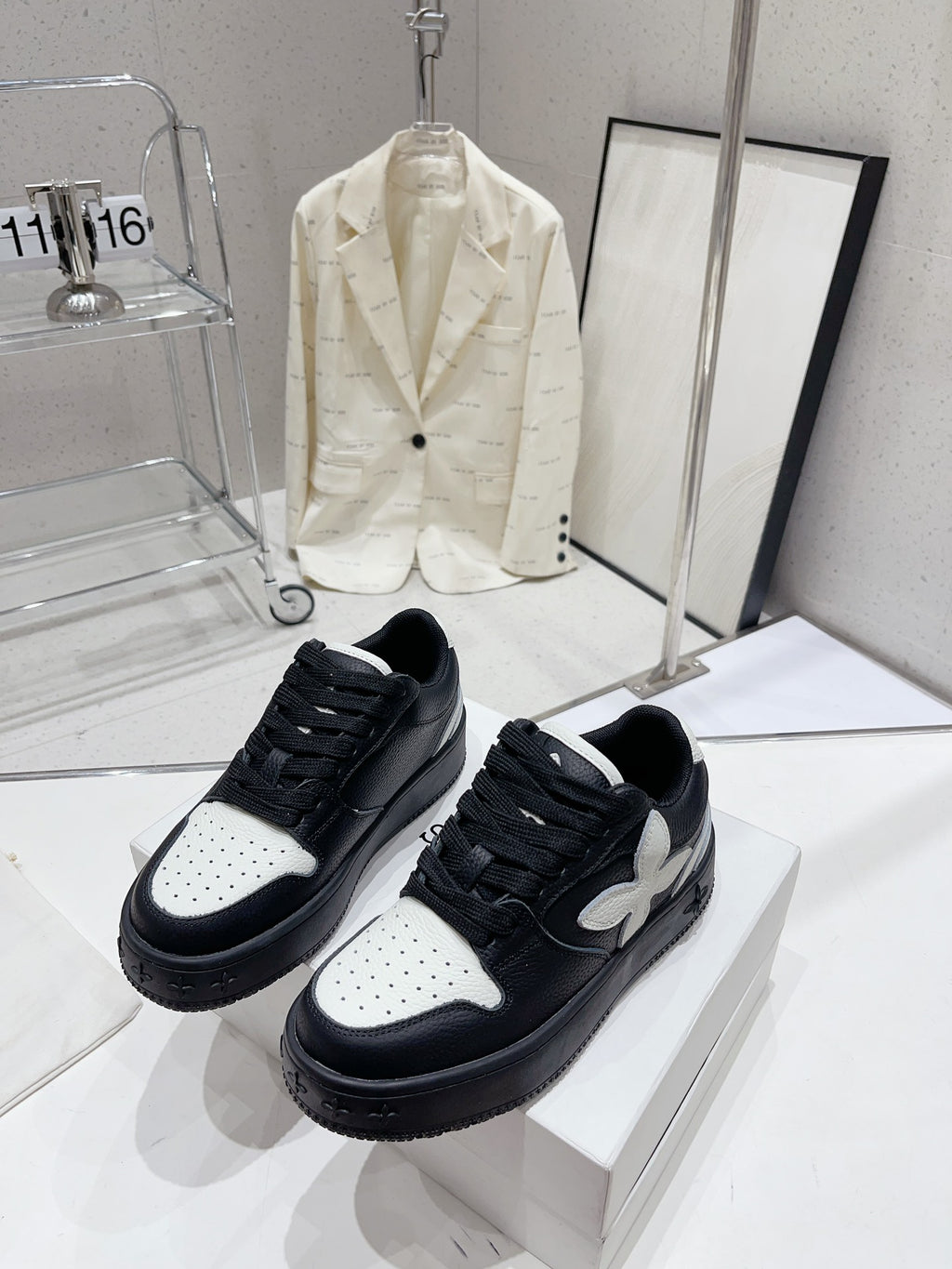 Z1Q105A345 Popular  Shoes