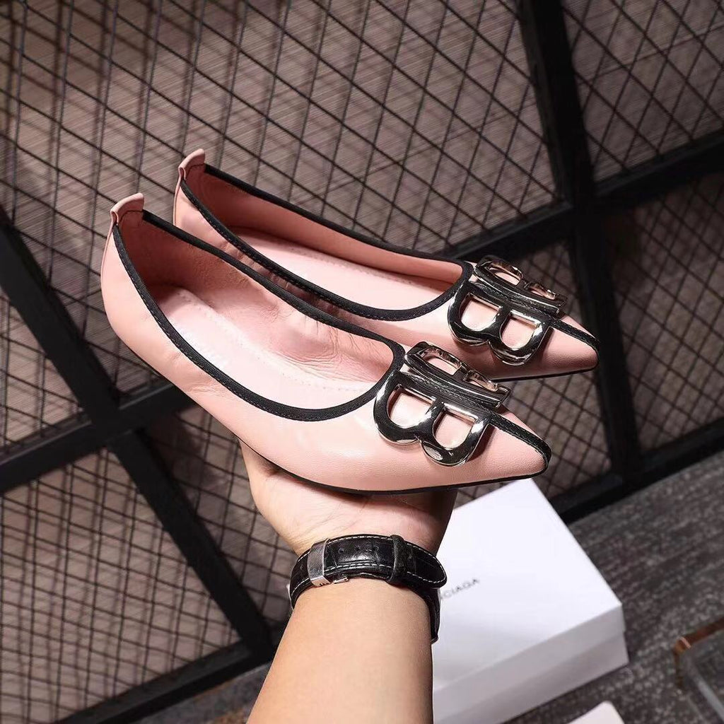 Z2Q95J121 Popular high-quality leather Shoes