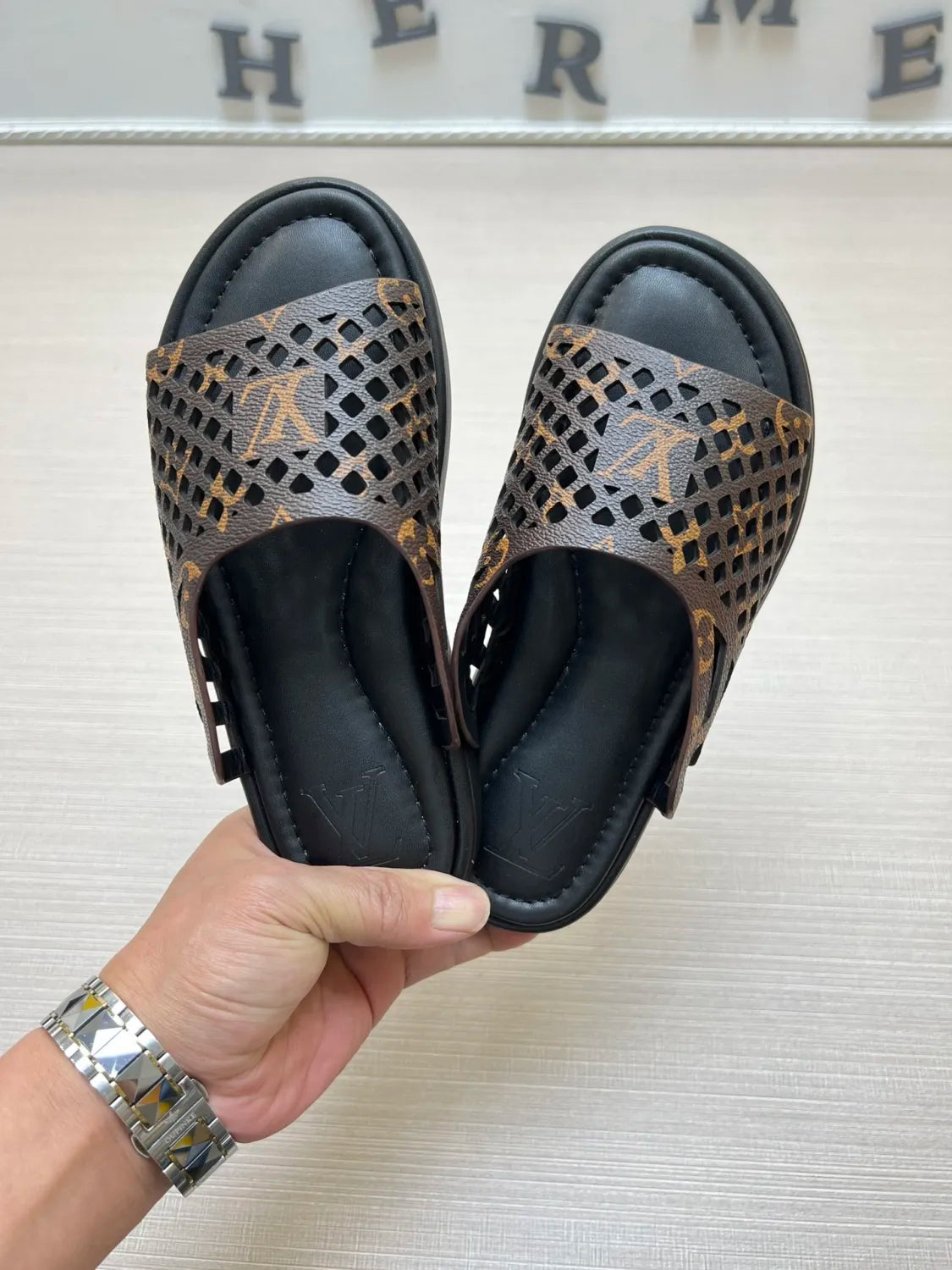 Z54E83 Popular slippers