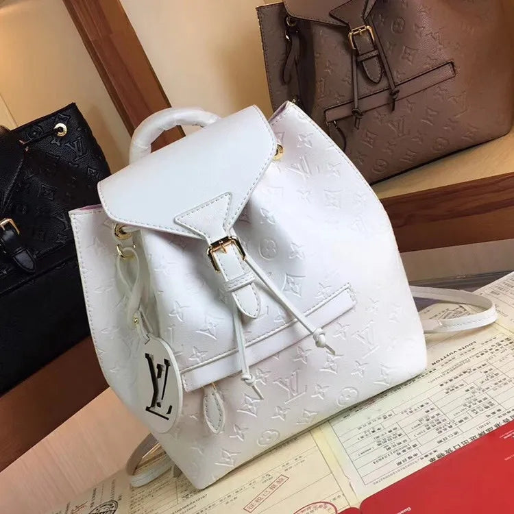 B1P20E6 Popular  leather backpacks