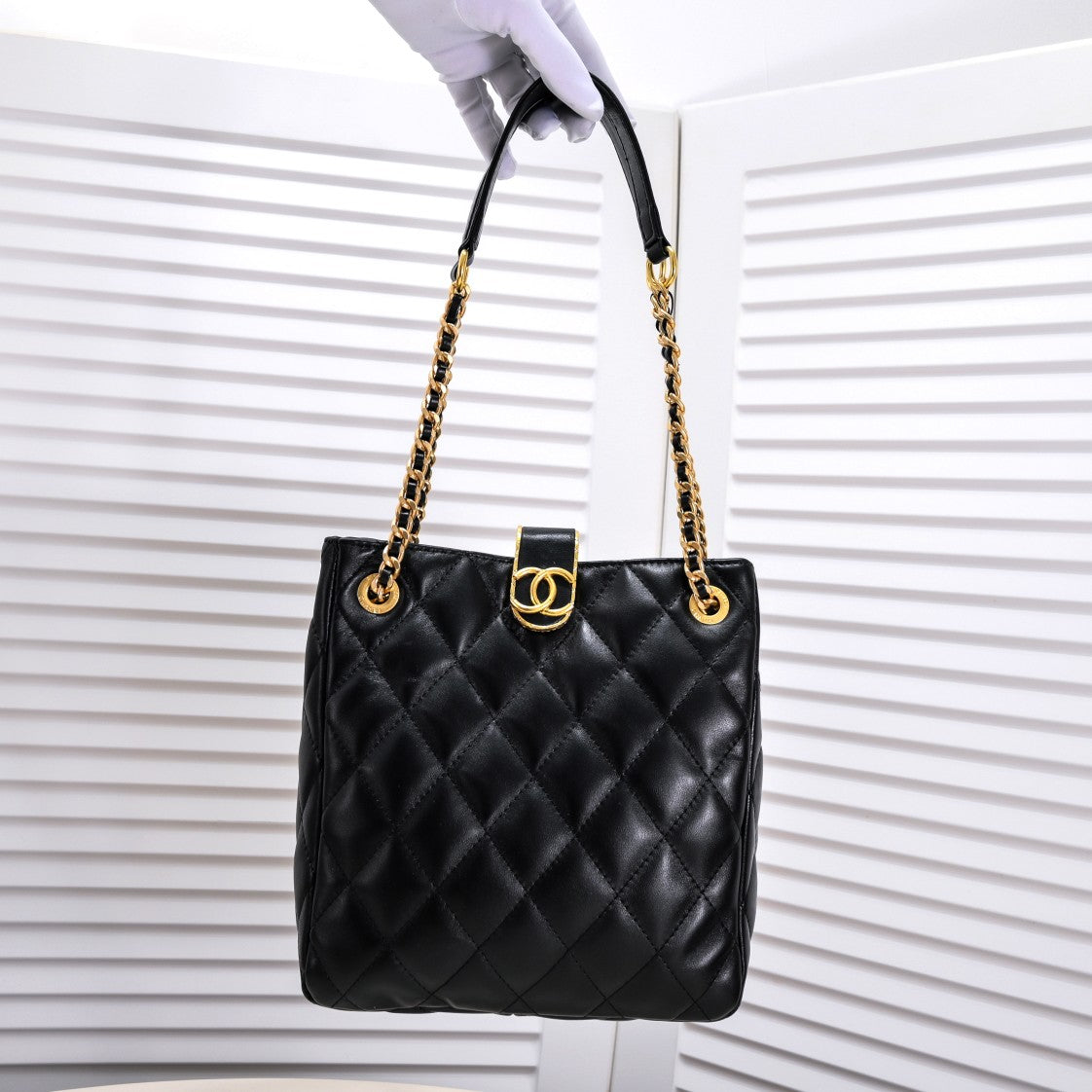 B1X102C5 Popular  leather bag 