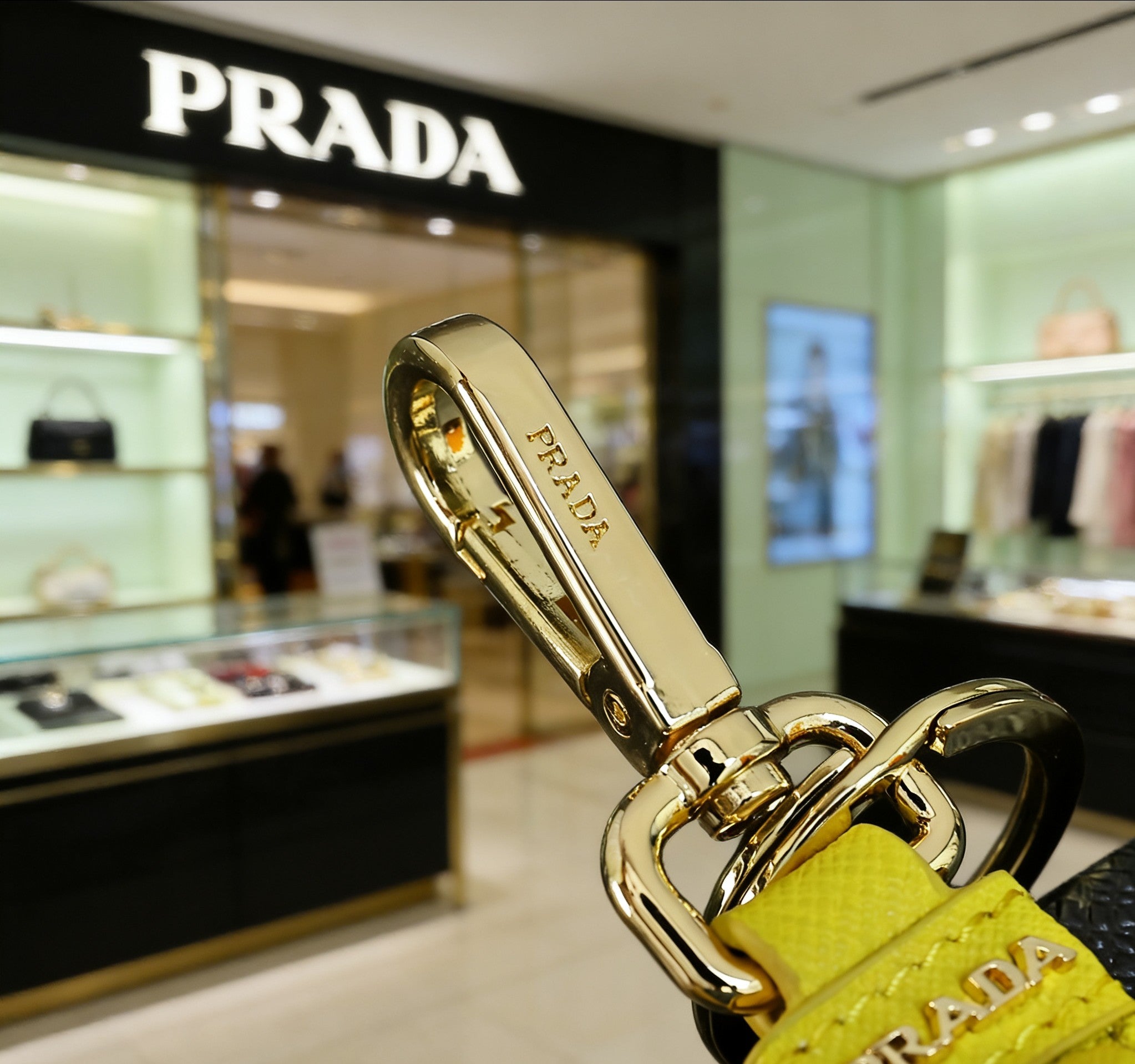 A1R46P3 Popular bag 's charms accessories