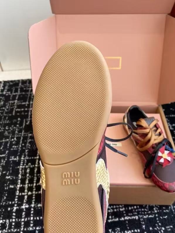 Z2R55A12  Popular high-quality shoes