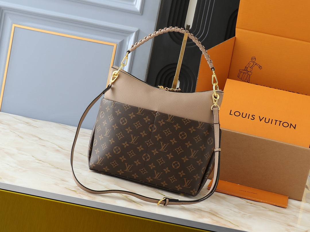 B1W35E115 Popular leather bag