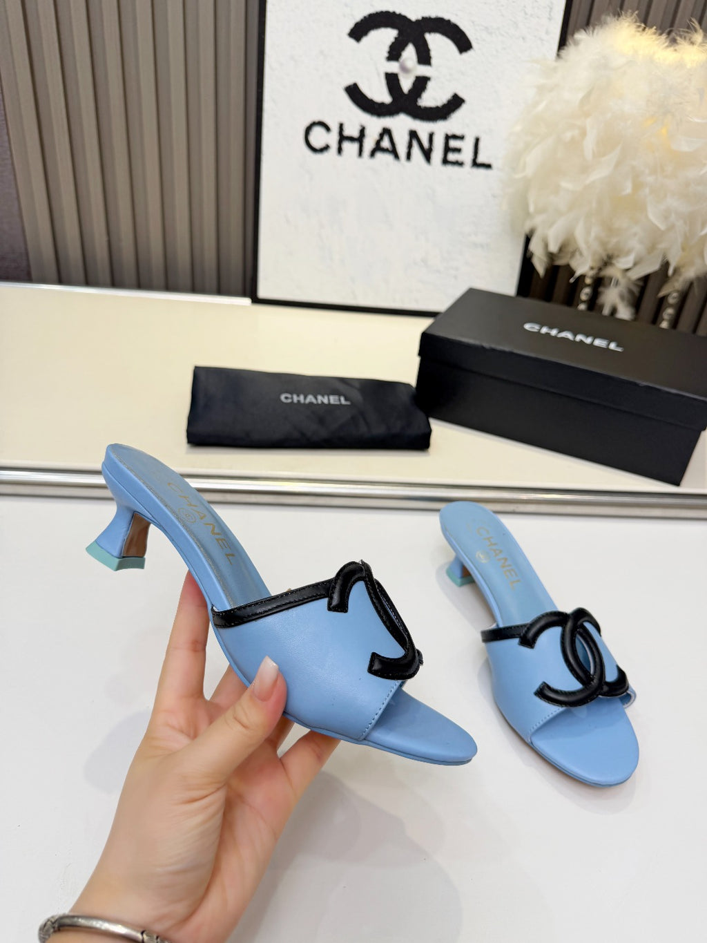 ZPX76C5  Popular high-quality leather slippers