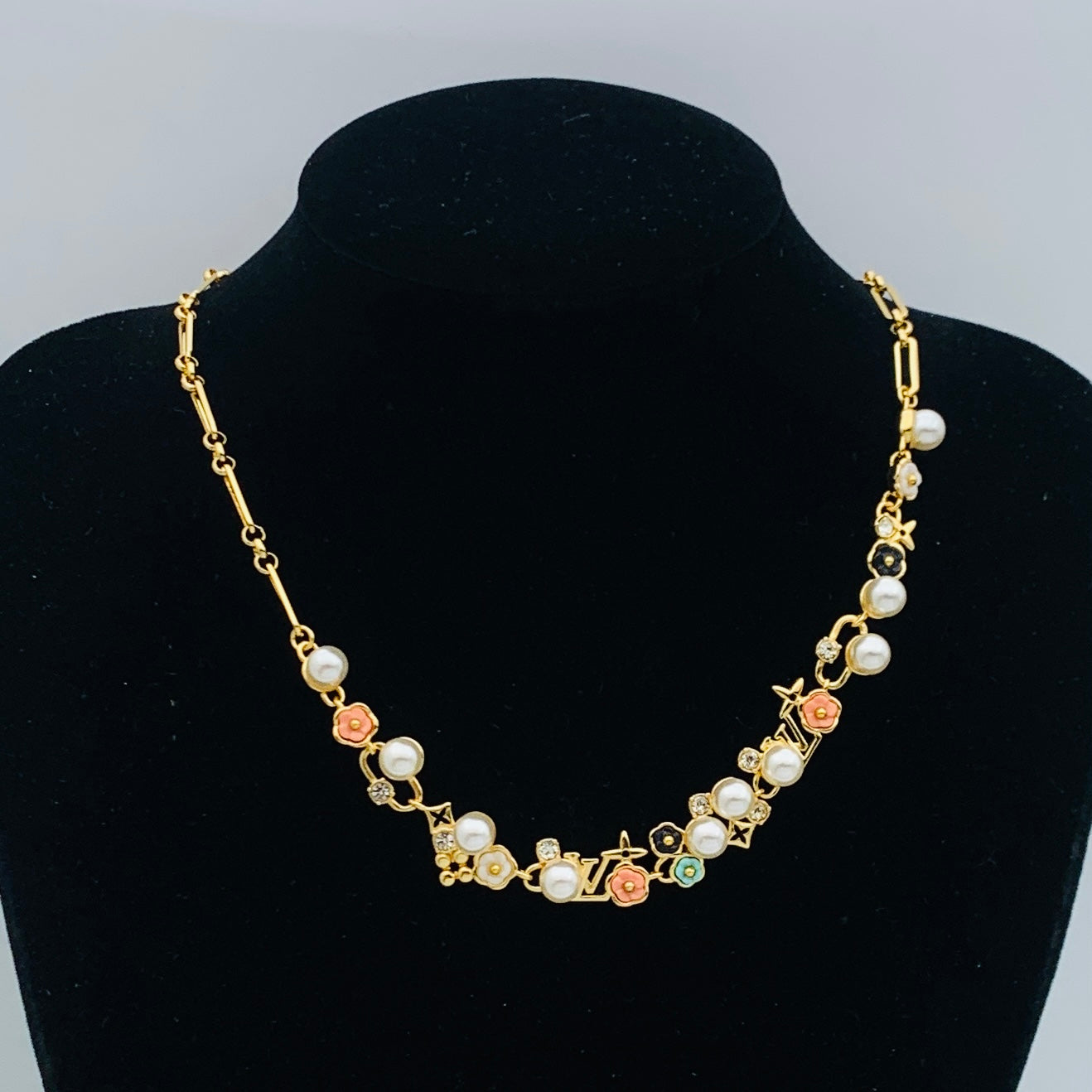 X1Q85E176X Popular Necklace