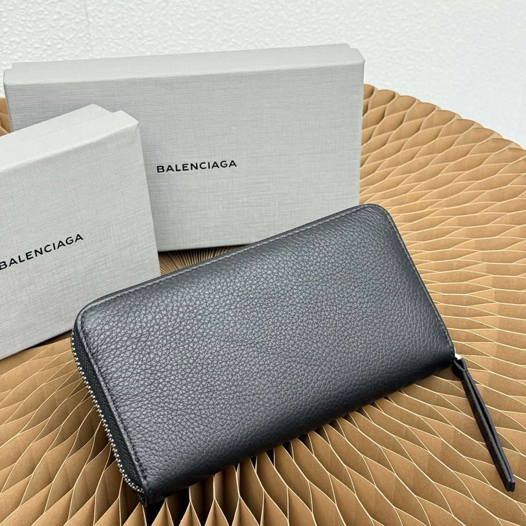 B1R15J92  Popular  leather bag