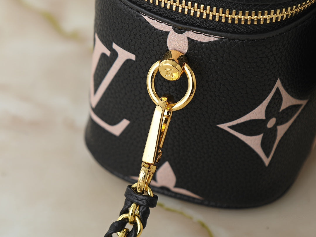 B1P76E2 Popular leather bag