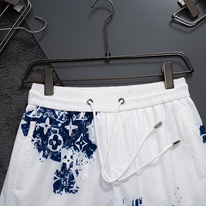 U1N36E30 Popular shorts