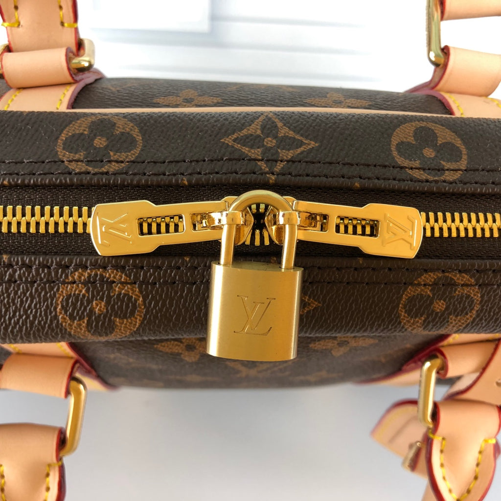 B1N67E14 Popular leather bag