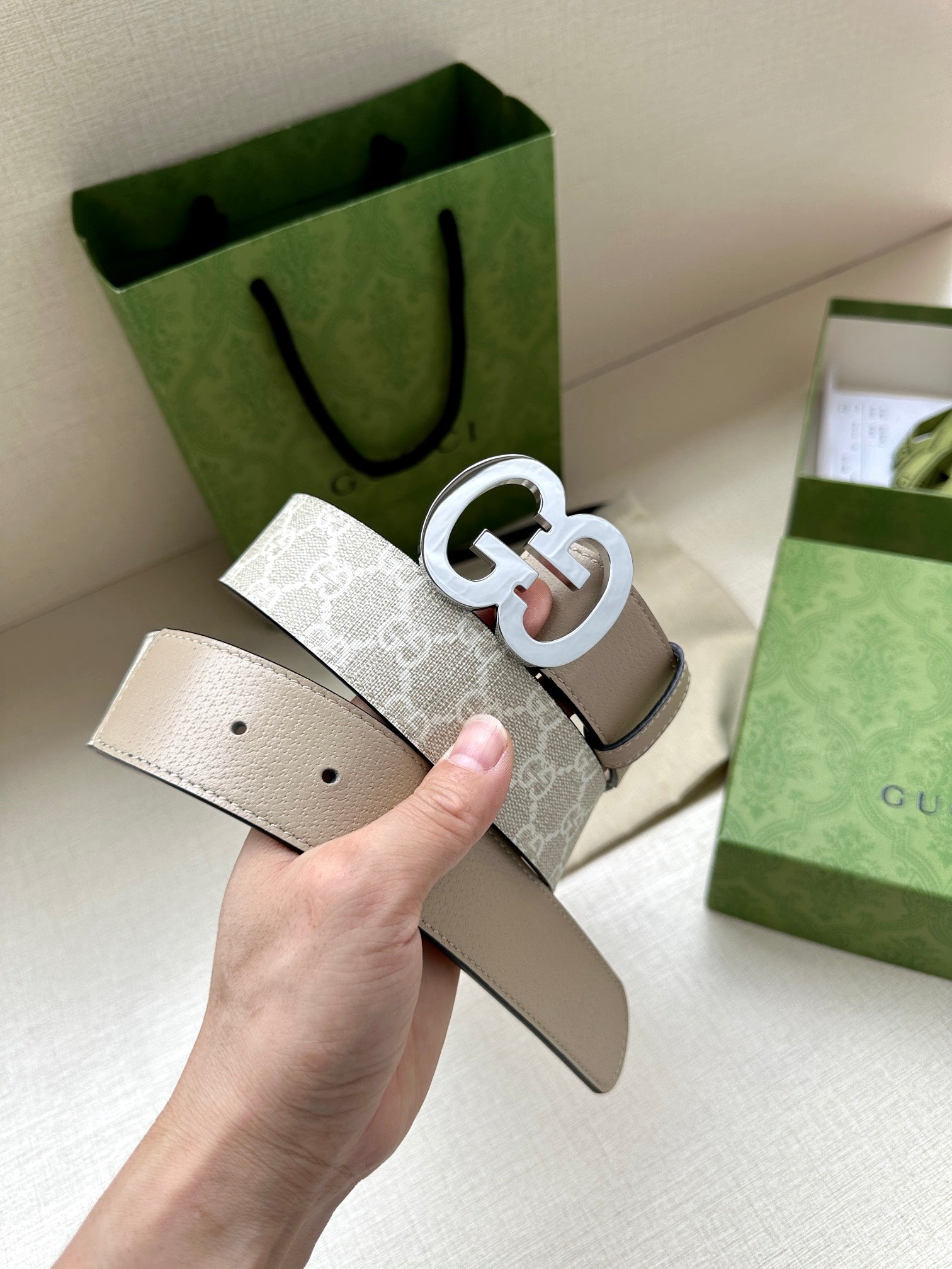 P1R55B229 Popular High quality belt With full package