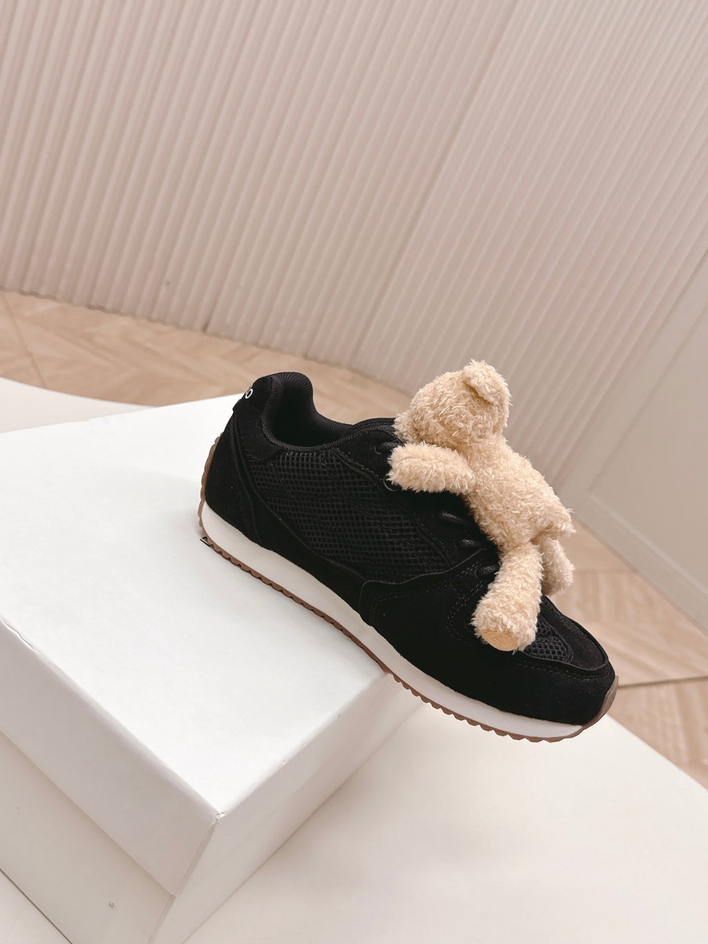 Z2Q95A140  Popular high-quality Shoes