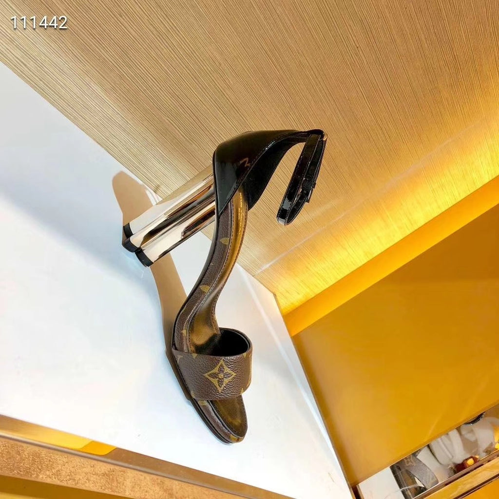 Z2R45E30  Popular leather High heels