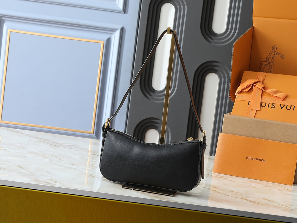 B1R15E23 Popular  leather bag