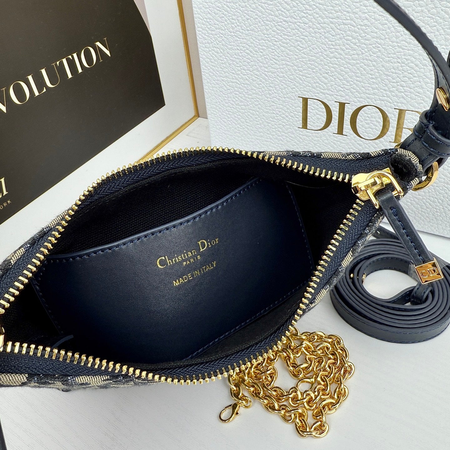 B1R15D67  Popular  bag