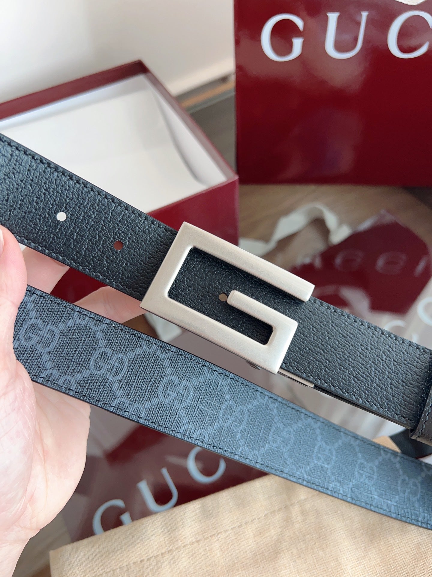 P1Q115B28 Popular High quality belt With full package