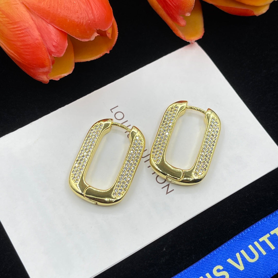 X1X34E611E Popular   Earrings