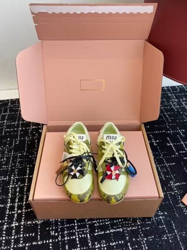Z2R55A12  Popular high-quality shoes