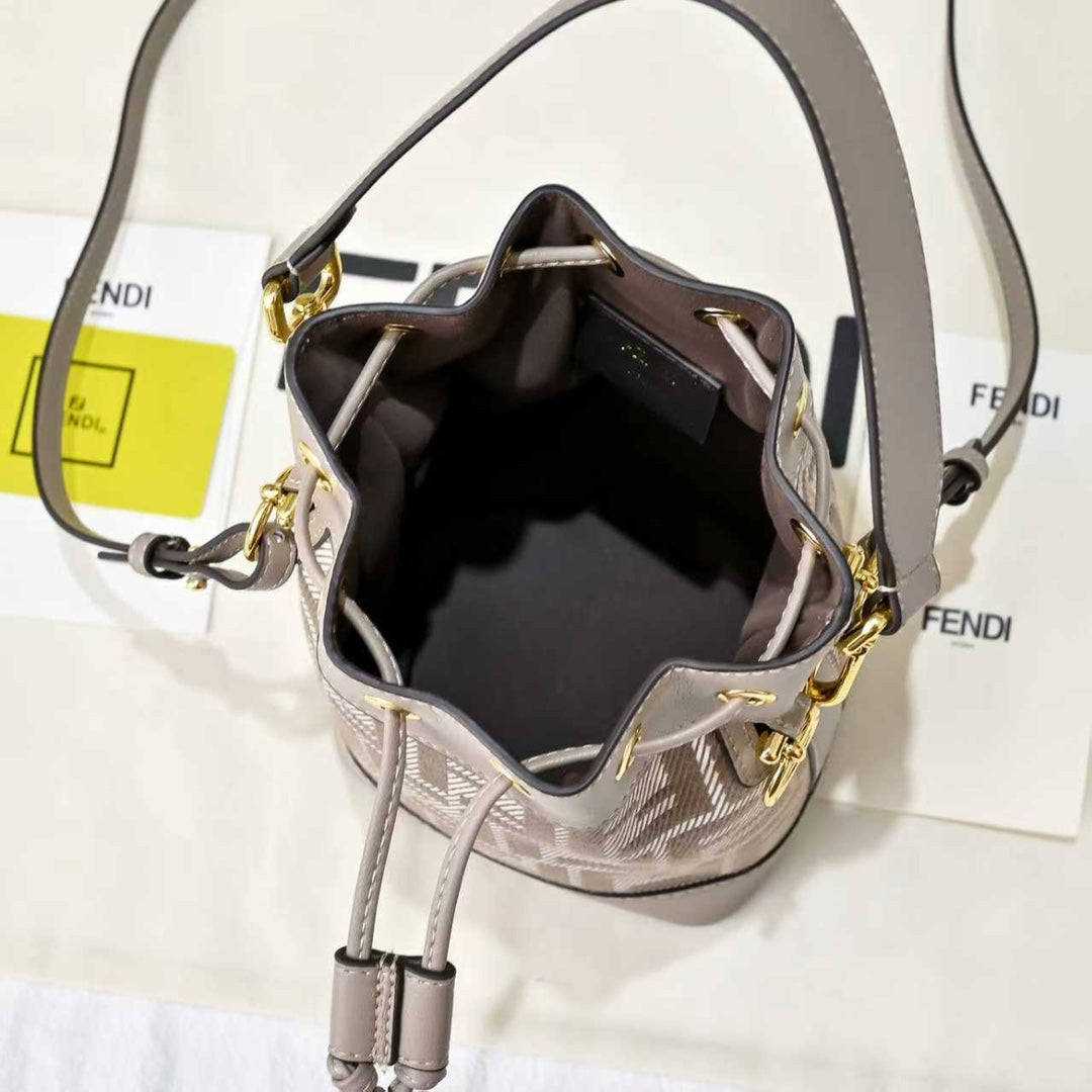 B1R15F11 Popular   bag