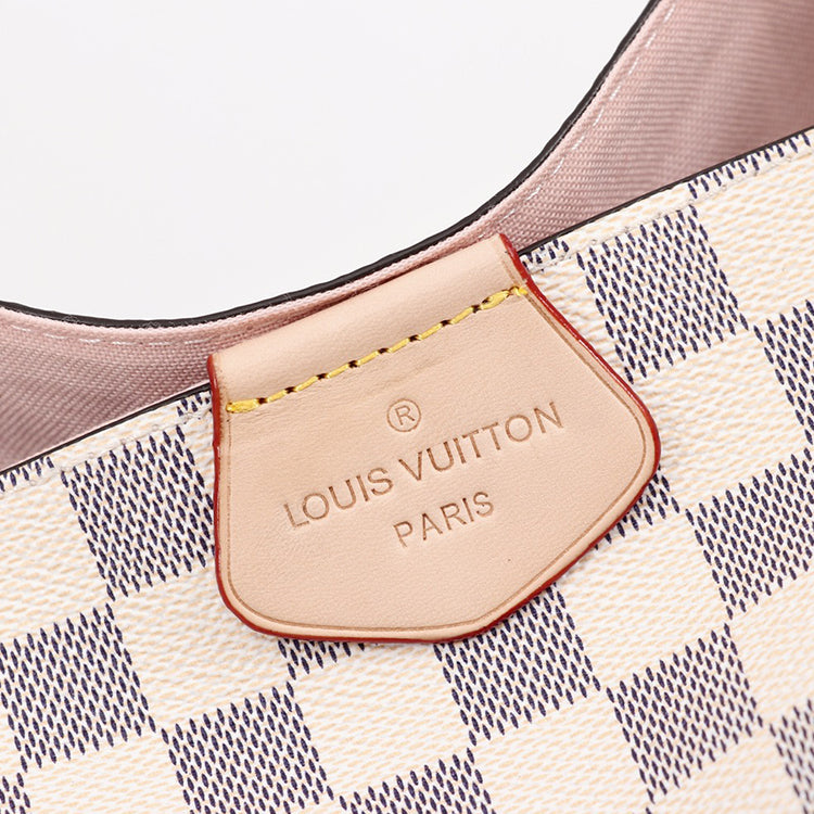 B1P11E84 Popular leather bag 