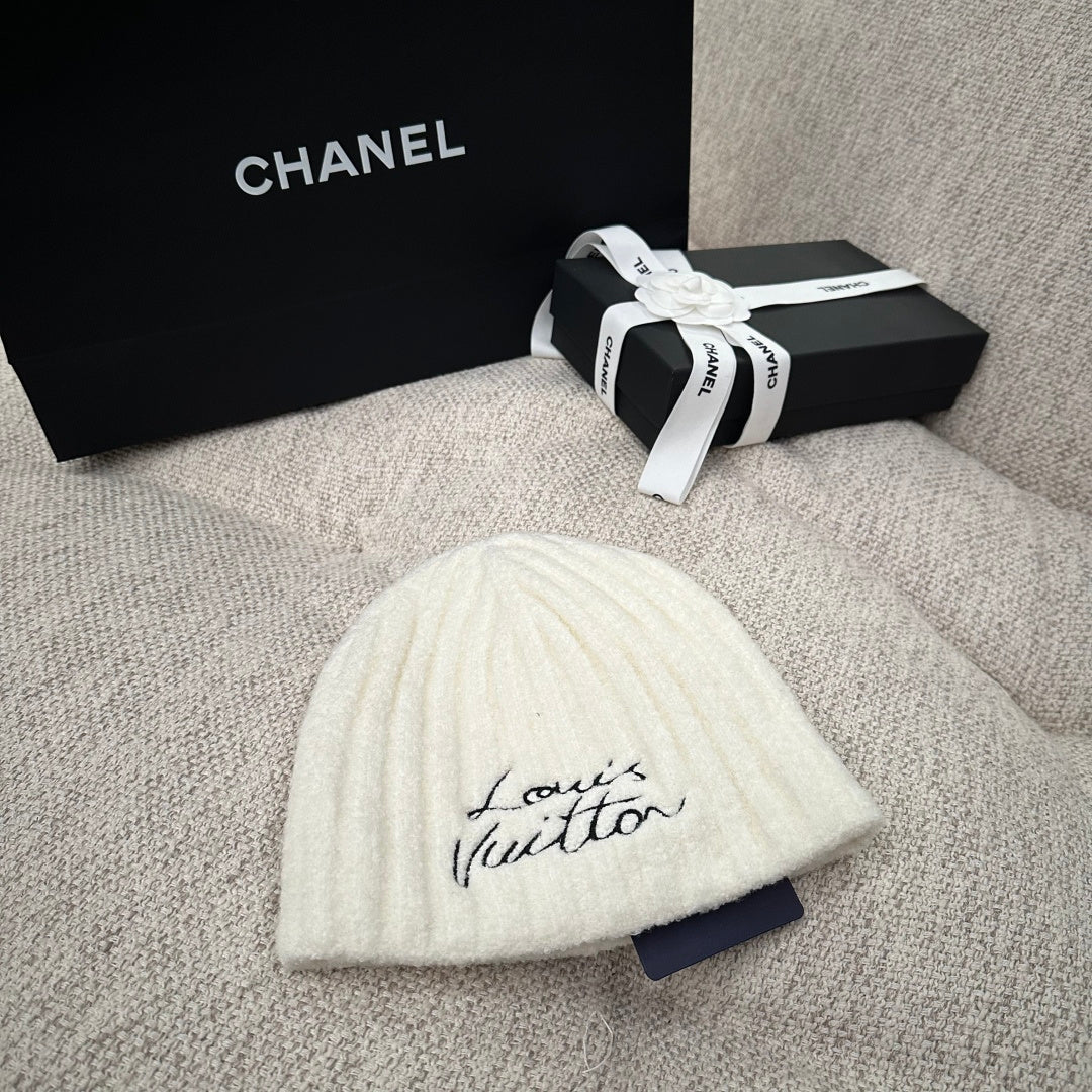 M1R86E13 Popular hats