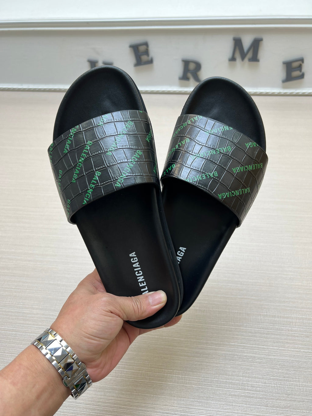 Z5ZJ99 Popular slippers