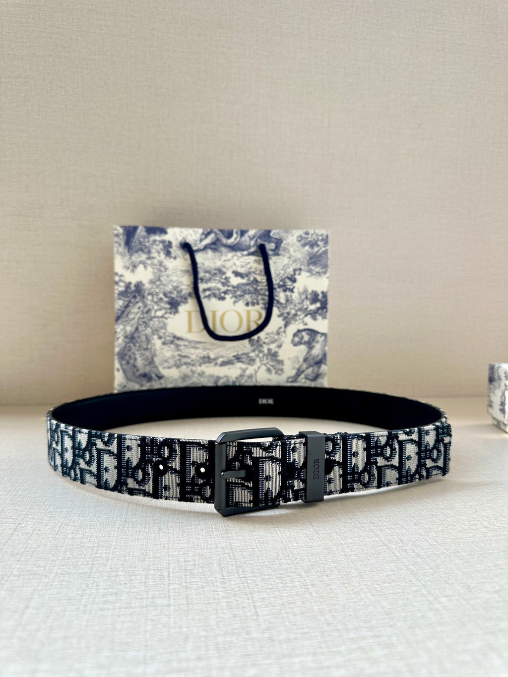 P1Q115D26 Popular High quality belt With full package