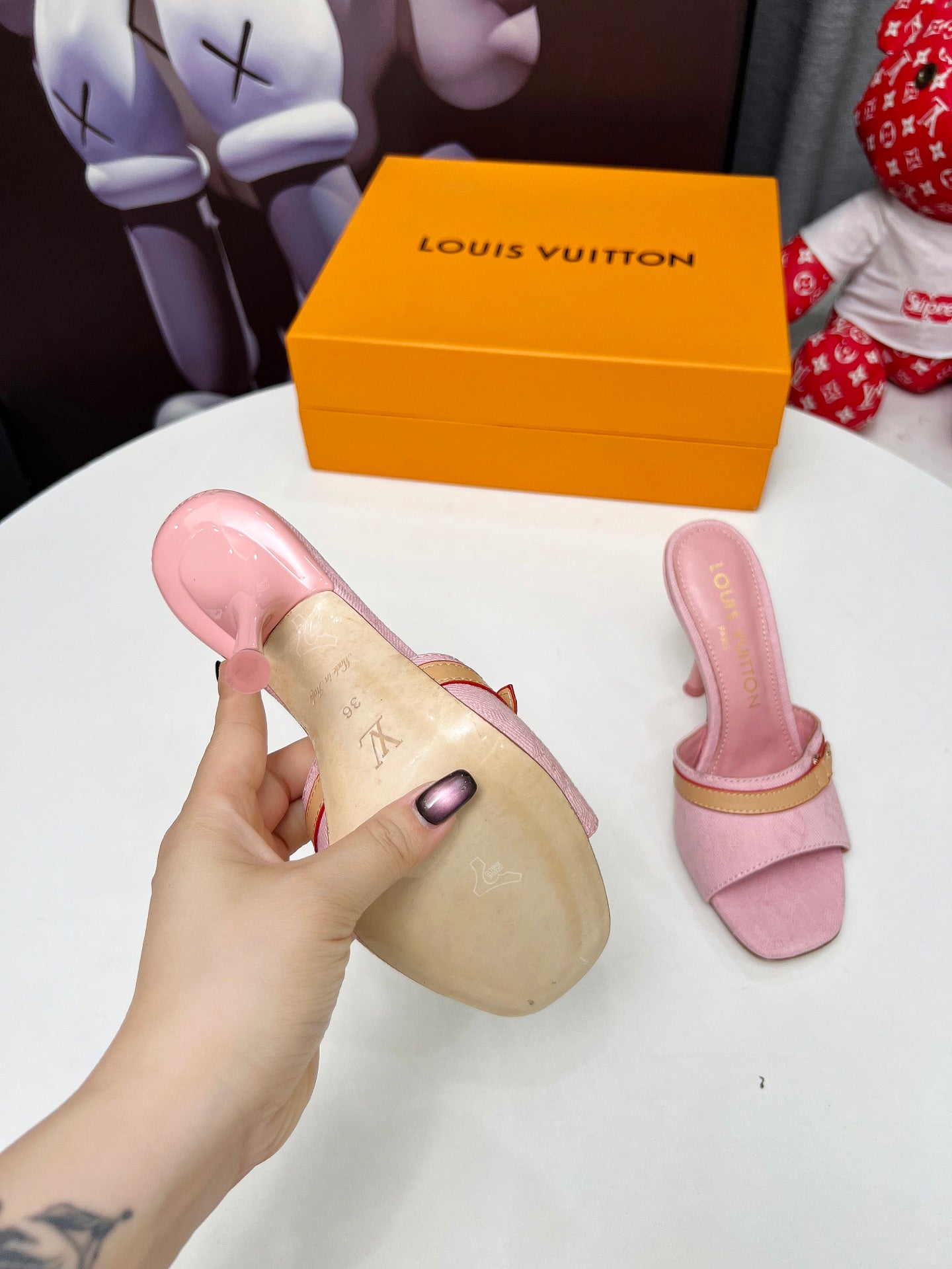 Z2R45E25  Popular high-quality shoes