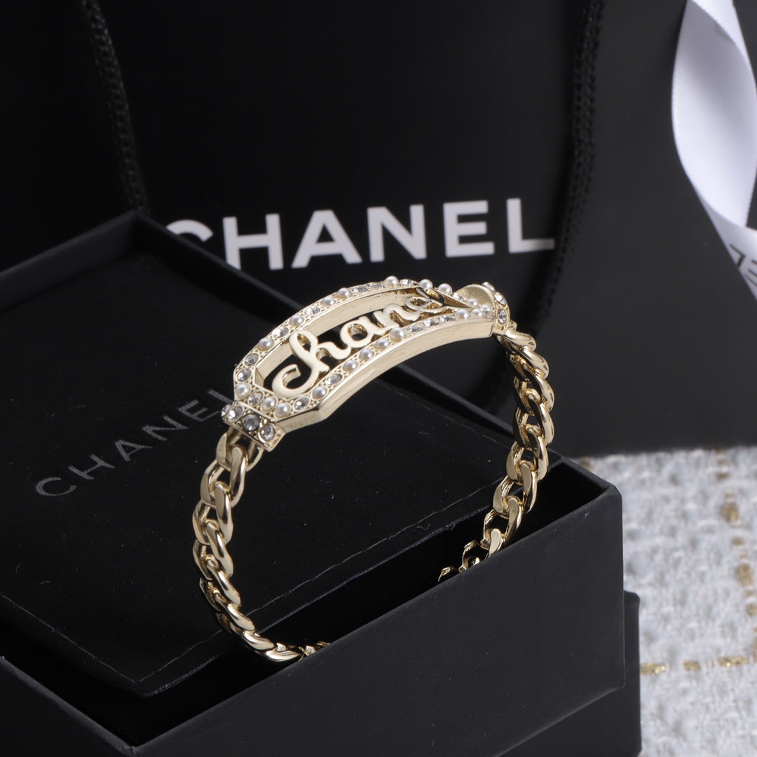 X1Y83C17K  Popular Bracelets