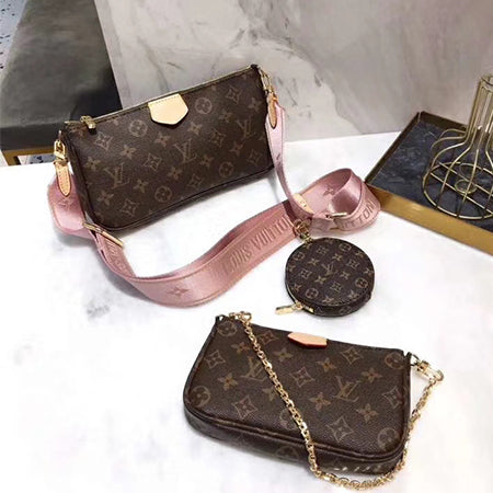 B1P70E68 Popular  hight quality leather Bags (with box)
