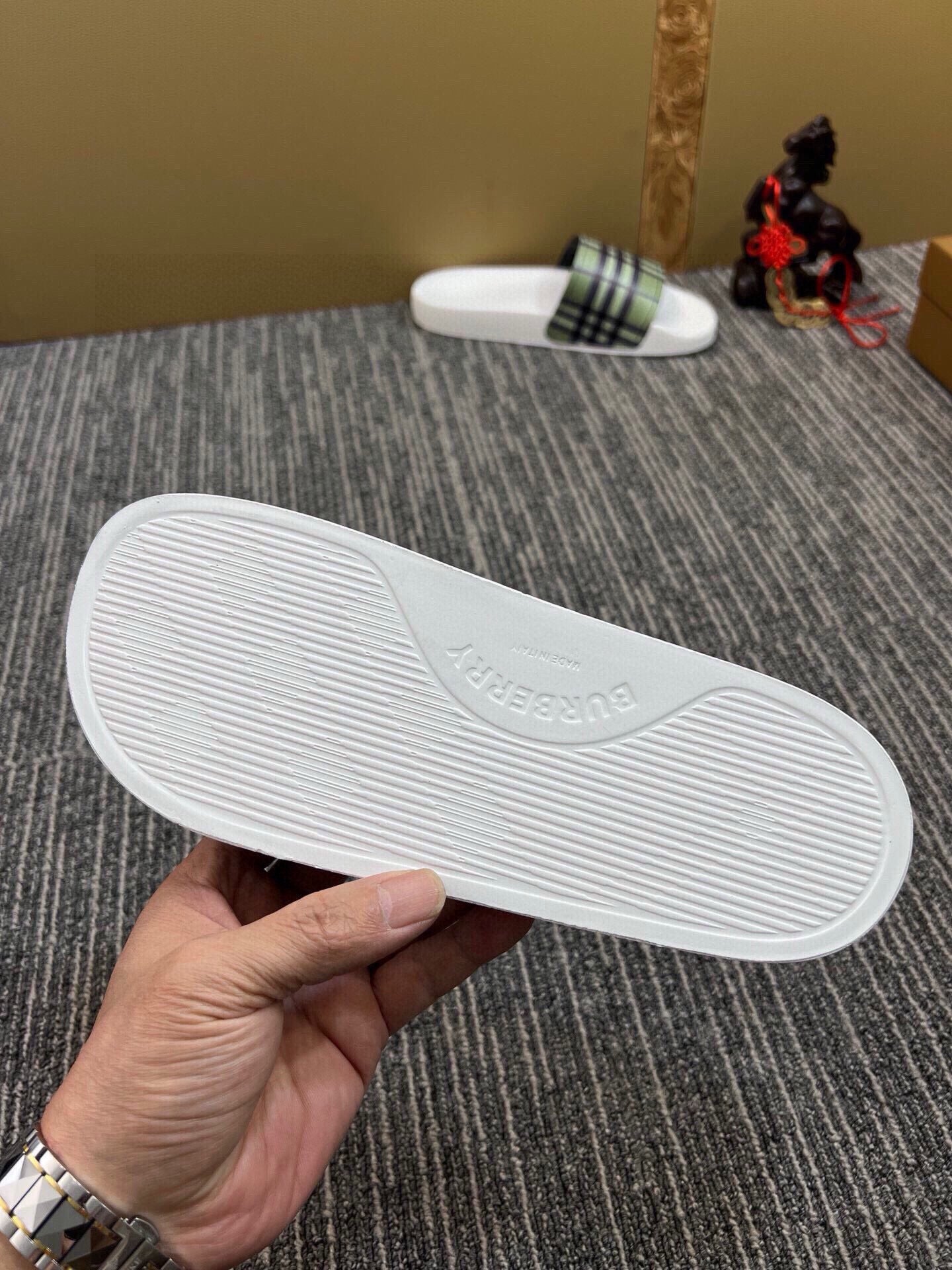 Z5Z35R260 Popular Slippers
