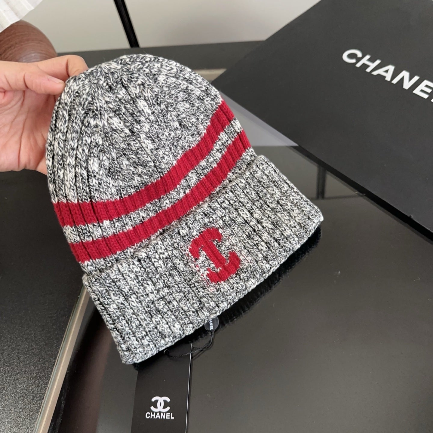 M1R86C24 Popular hats