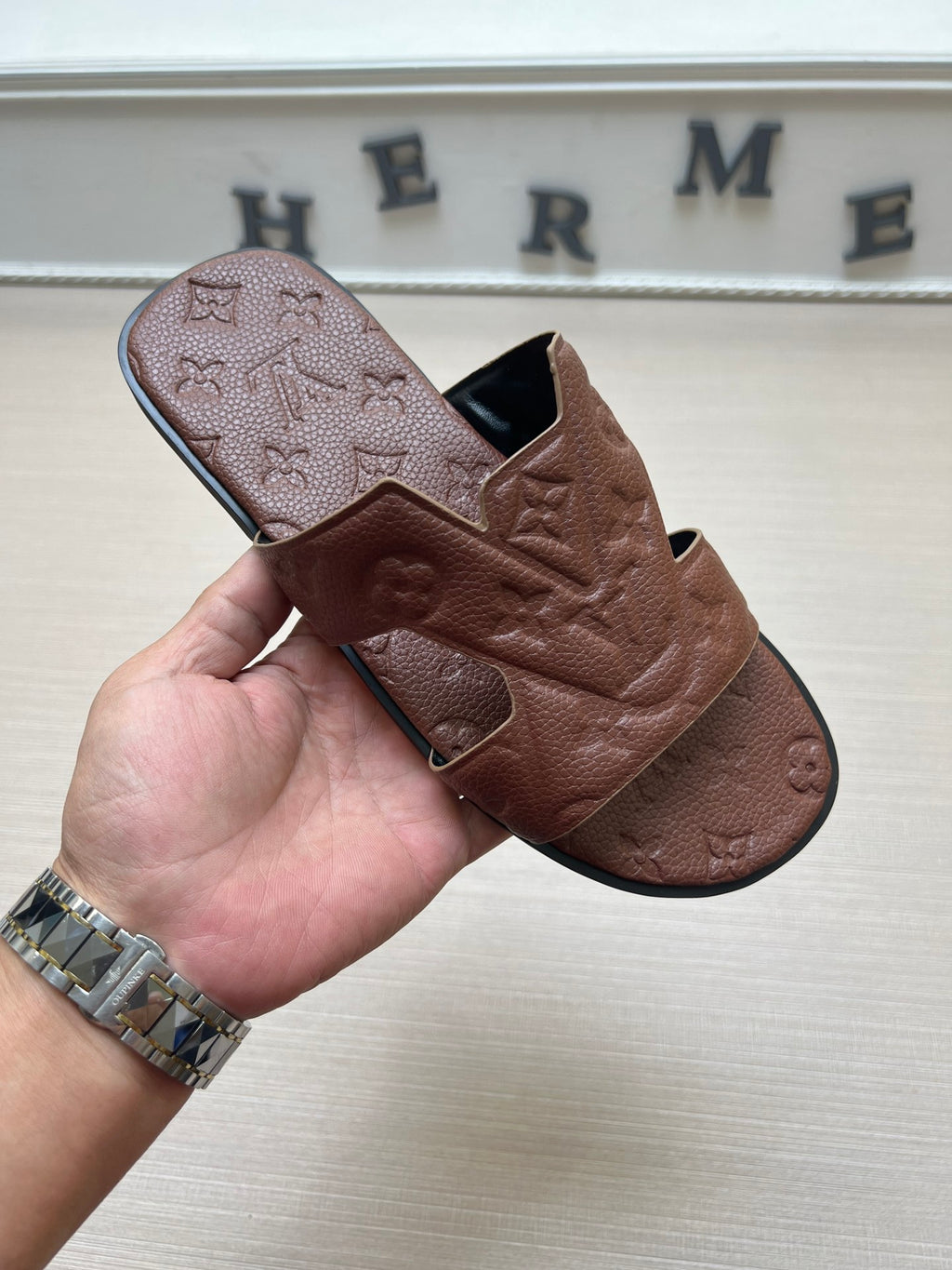 Z5ZE34 Popular slippers