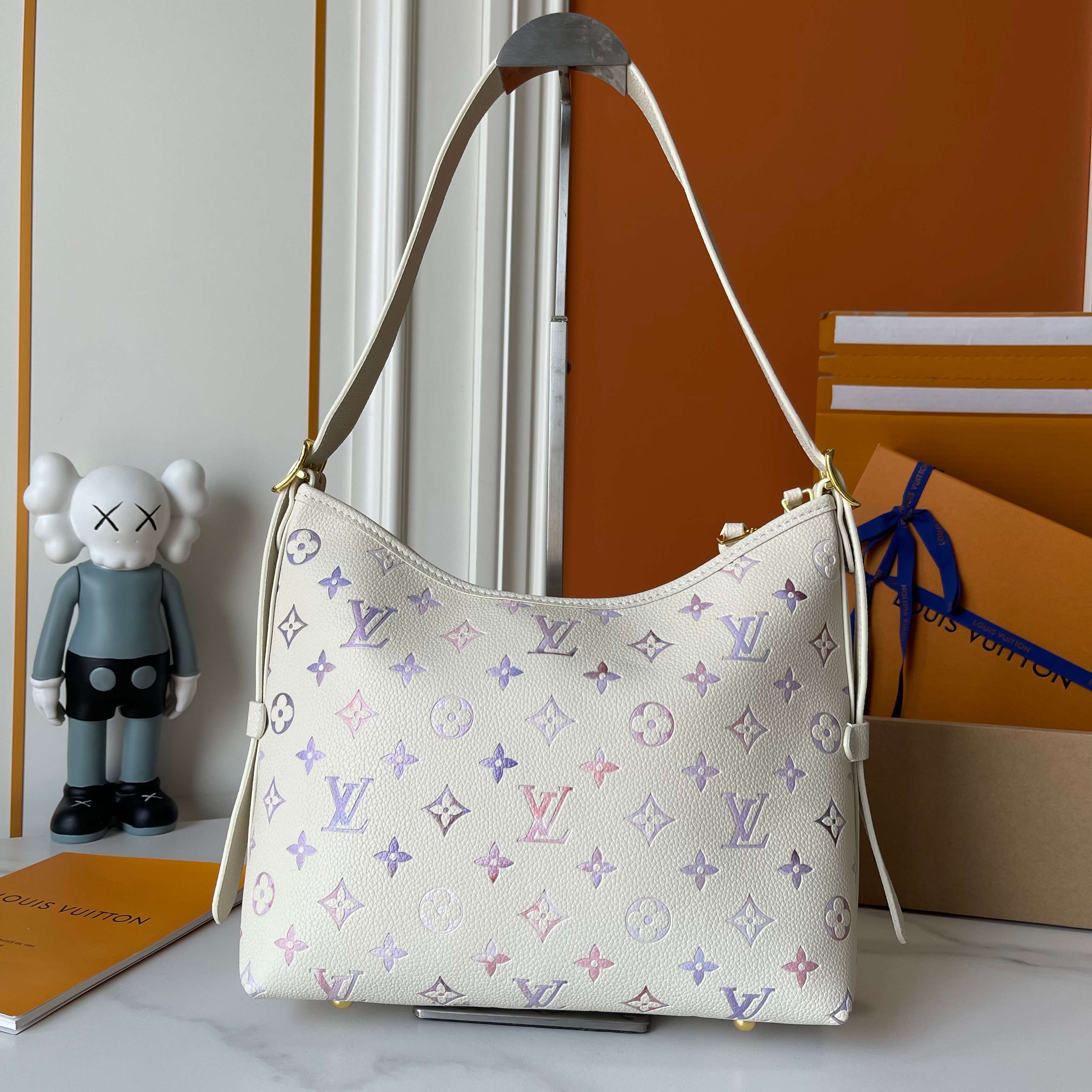 B1R15E24 Popular   bag