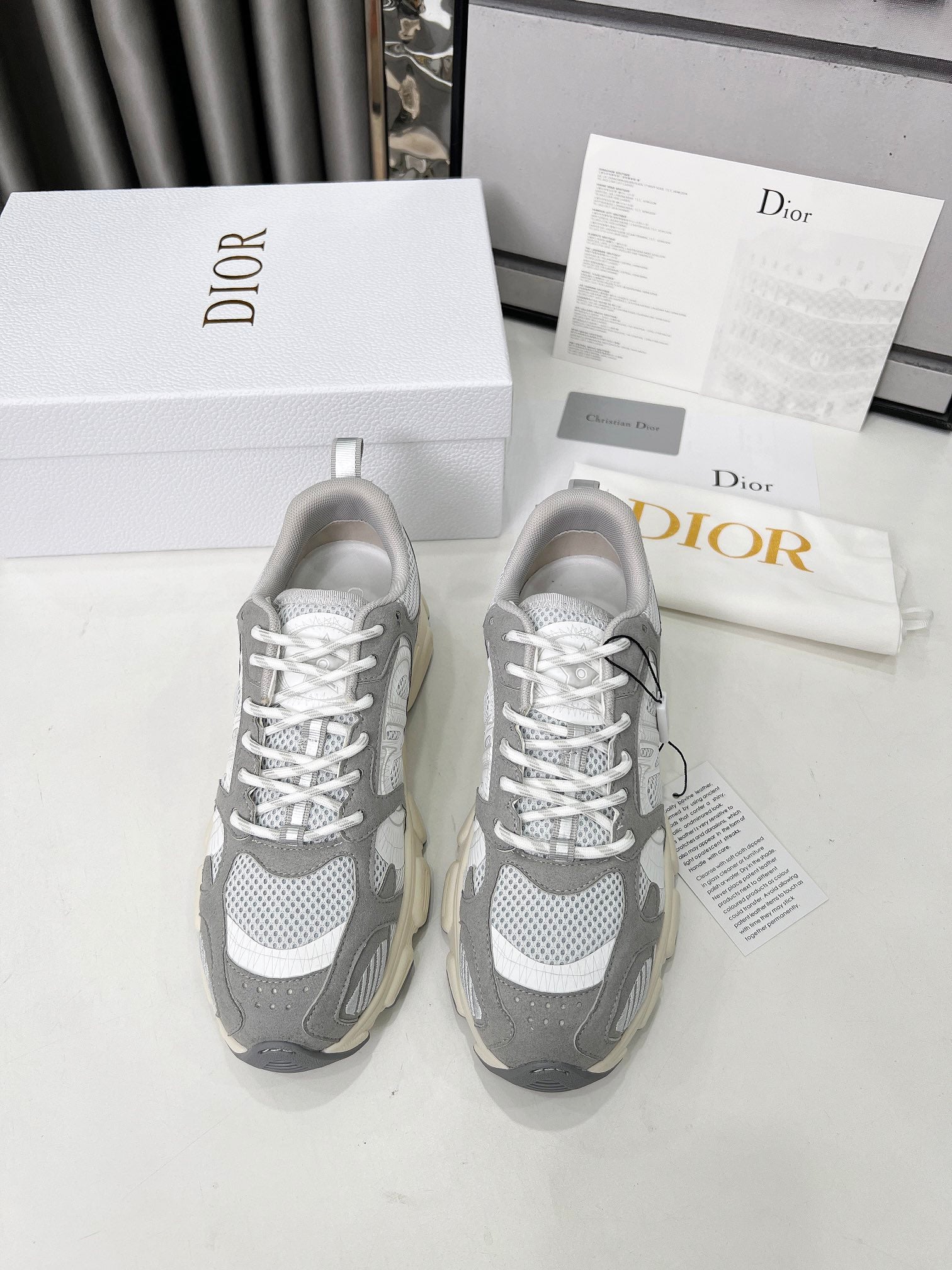 Z2Q105D314 Popular high-quality Shoes
