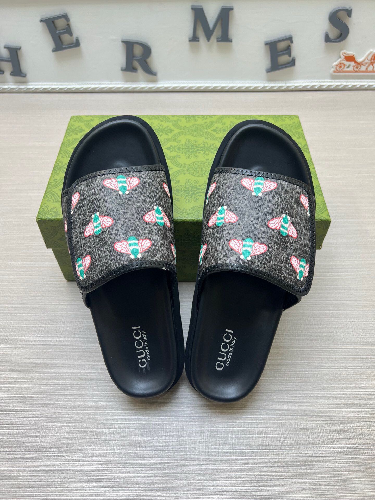 Z5WB240 Popular Slippers